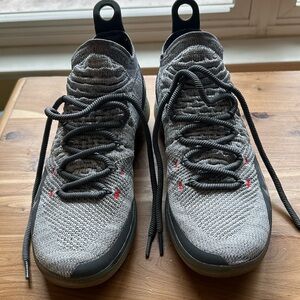 Nike KD 11 - Men’s Size 9 - Cool Grey/Wolf Grey-Pure Platinum